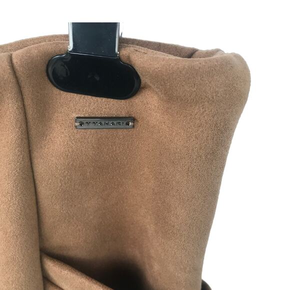 T Tahari faux suede flat front skirt with front pockets - Picture 3 of 8